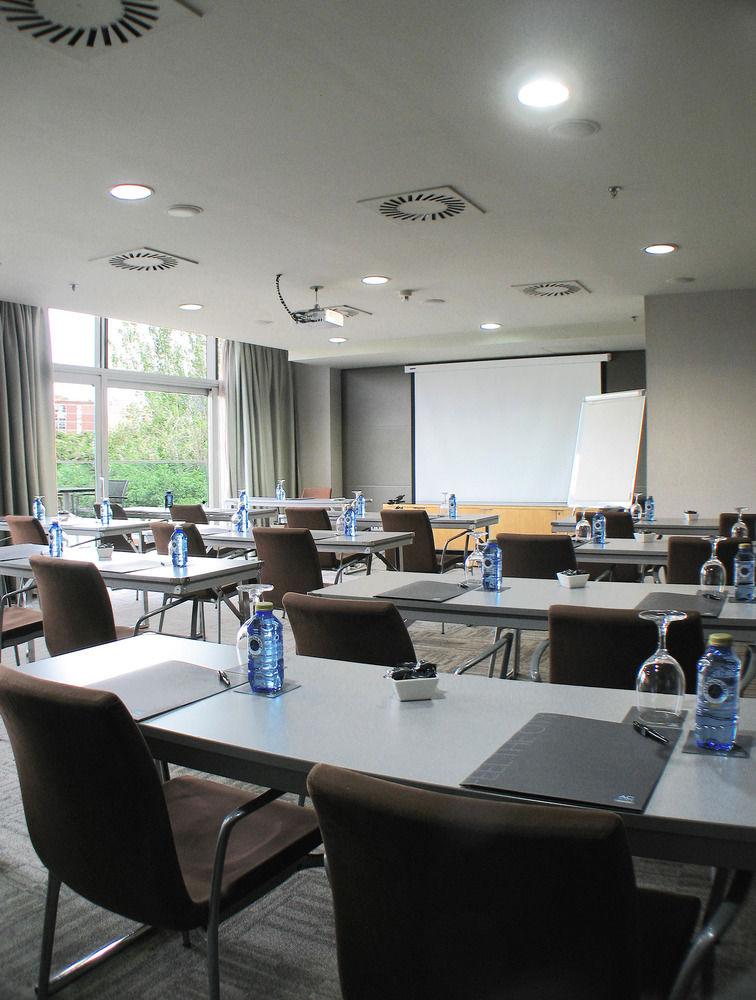 Ac Hotel Som By Marriott Οσπιταλέτ ντε Λιοβρεγάτ Εξωτερικό φωτογραφία