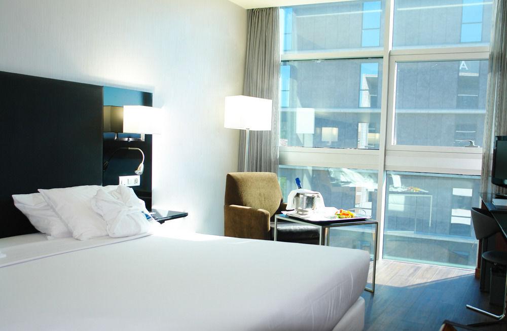 Ac Hotel Som By Marriott Οσπιταλέτ ντε Λιοβρεγάτ Εξωτερικό φωτογραφία