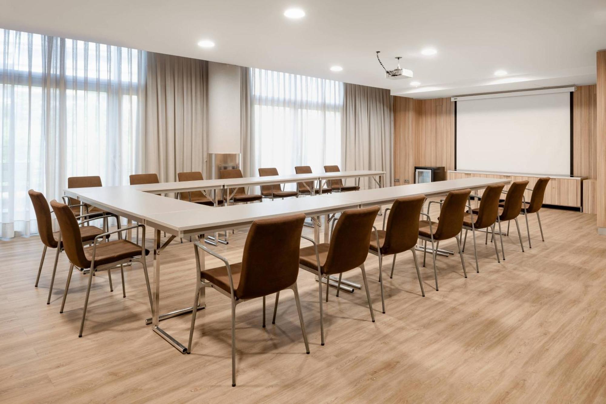 Ac Hotel Som By Marriott Οσπιταλέτ ντε Λιοβρεγάτ Εξωτερικό φωτογραφία