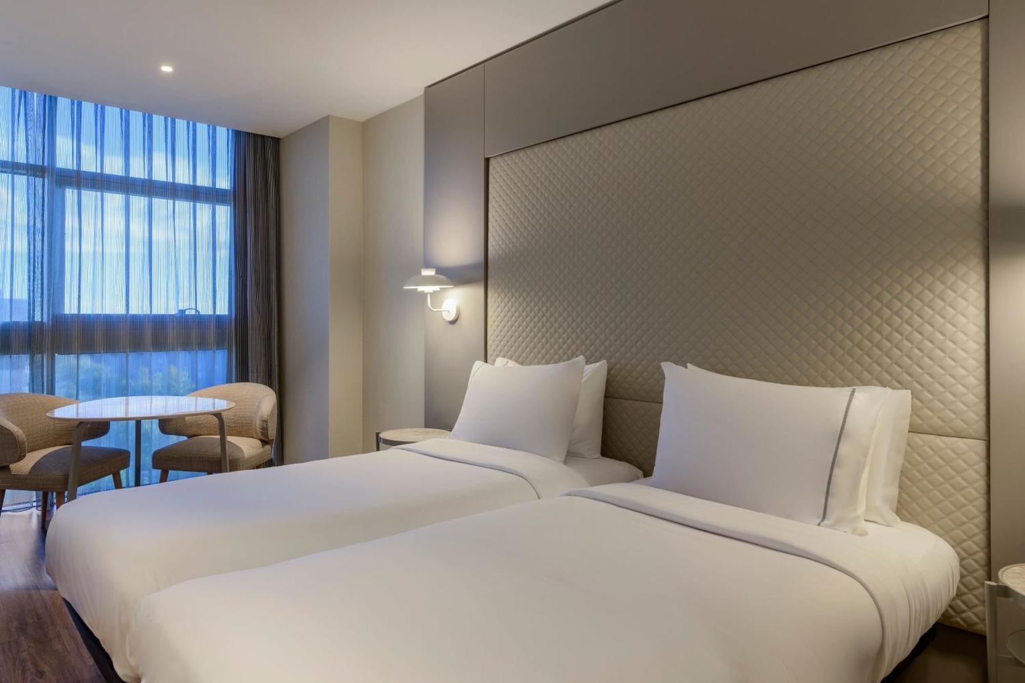 Ac Hotel Som By Marriott Οσπιταλέτ ντε Λιοβρεγάτ Εξωτερικό φωτογραφία